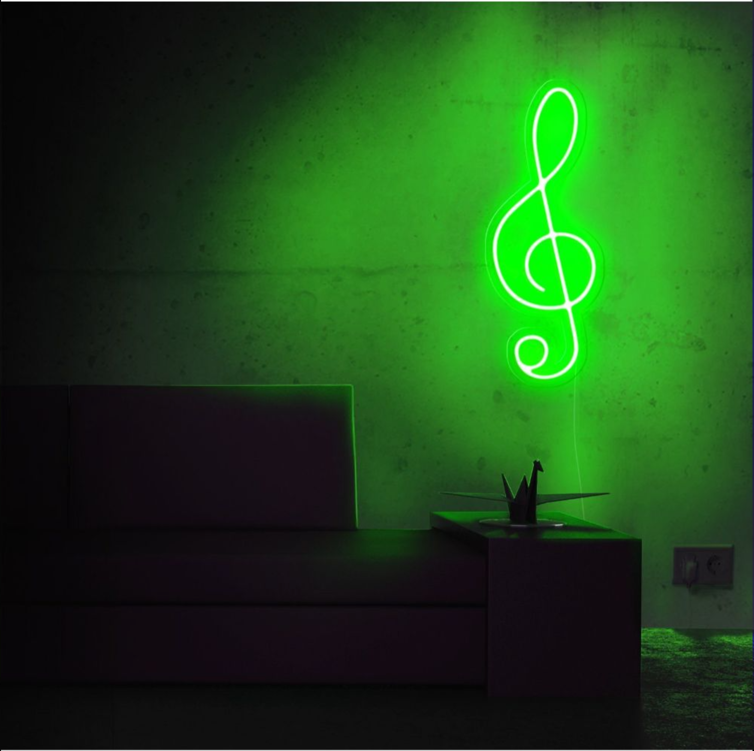 Neonreclame met muzieknoot in de vorm van een Treble Clef