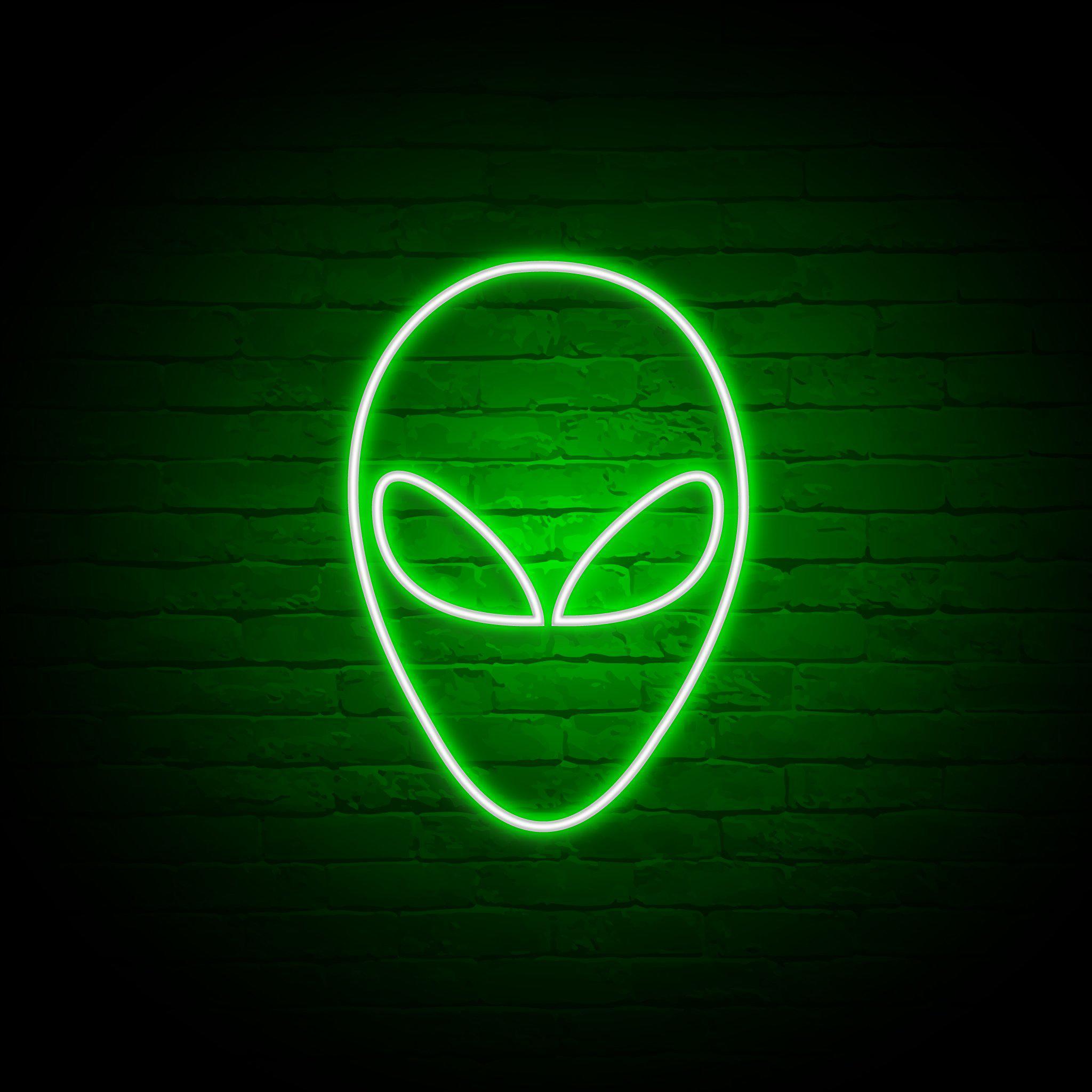 'ALIEN FACE' NEON SIGN - NeonFerry