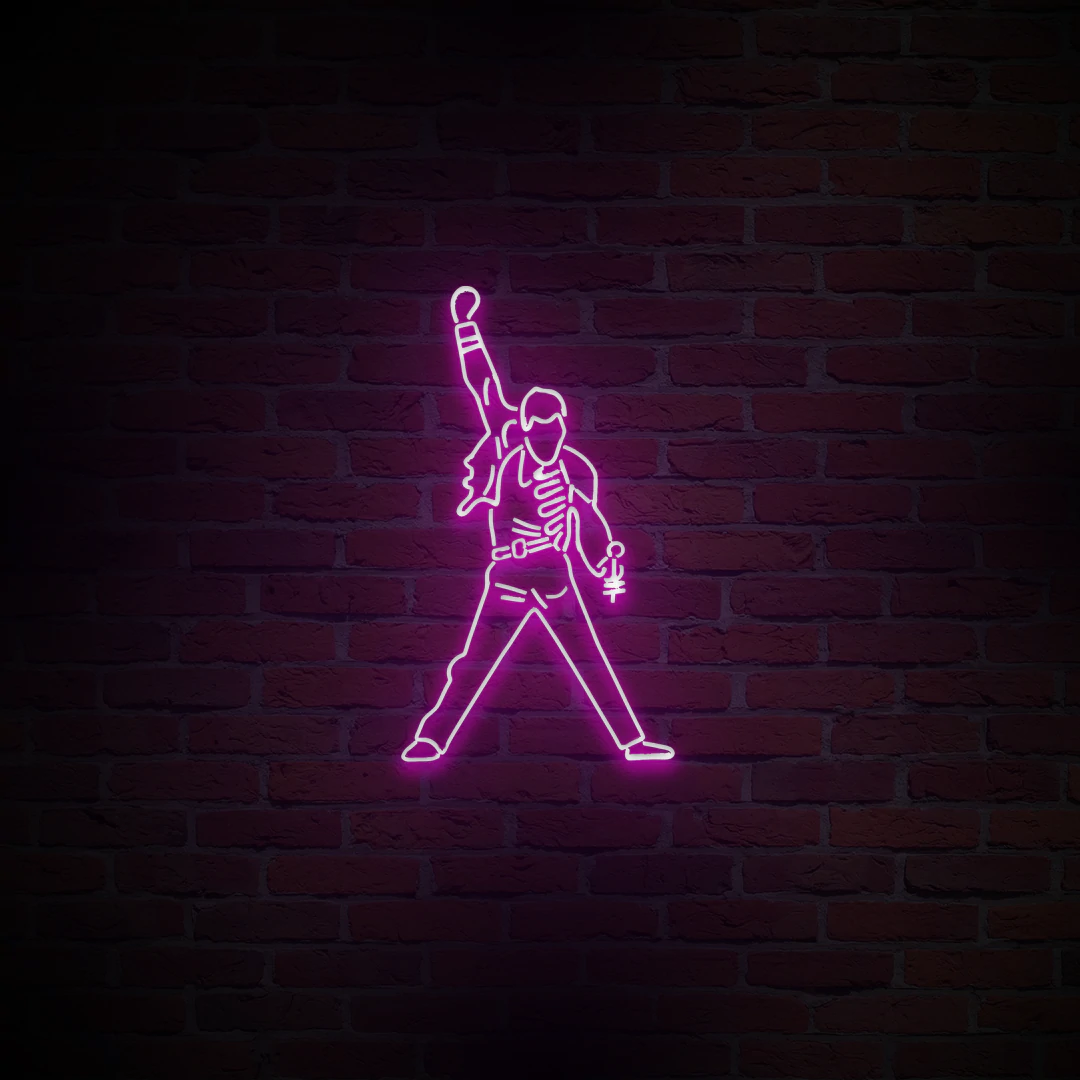 'QUEEN' NEON SIGN - NeonFerry