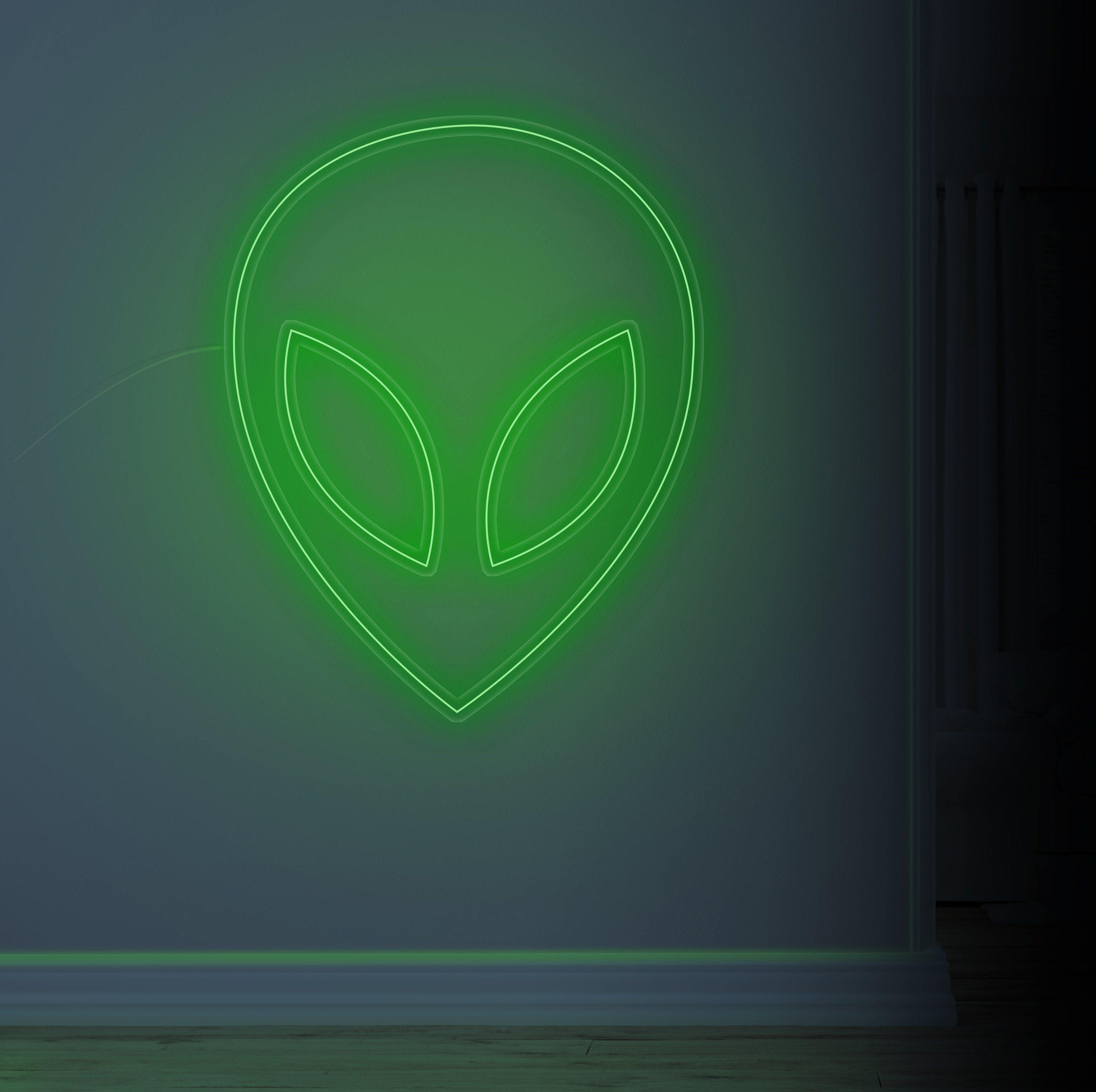 Alien Head Neon Sign - NeonFerry